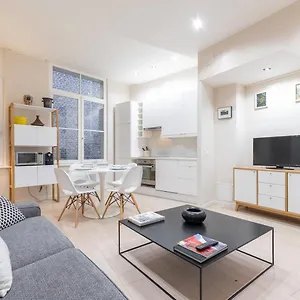 Vieux - Superbe Cozy 2ch Appartement